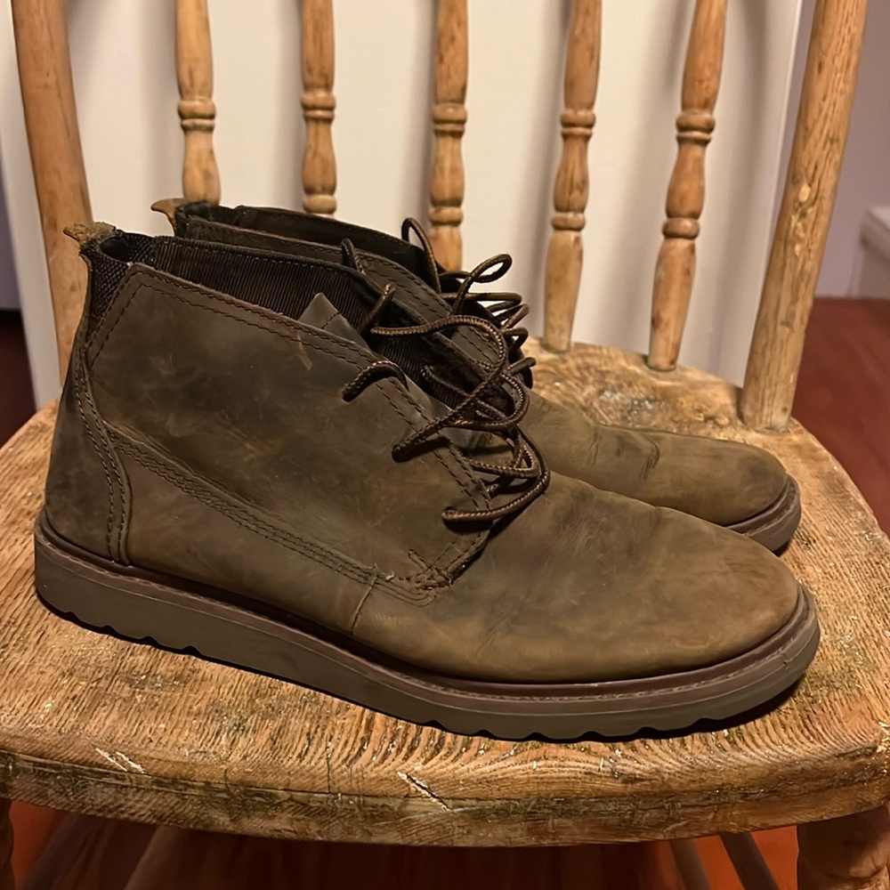 Reef Voyage Desert Boot in Brown Leather - Size 9